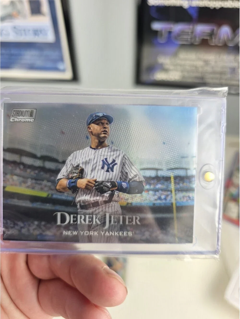 2019 Topps Stadium Club Chrome Derek Jeter Refractor Yankees HOF +95 SP Parallel